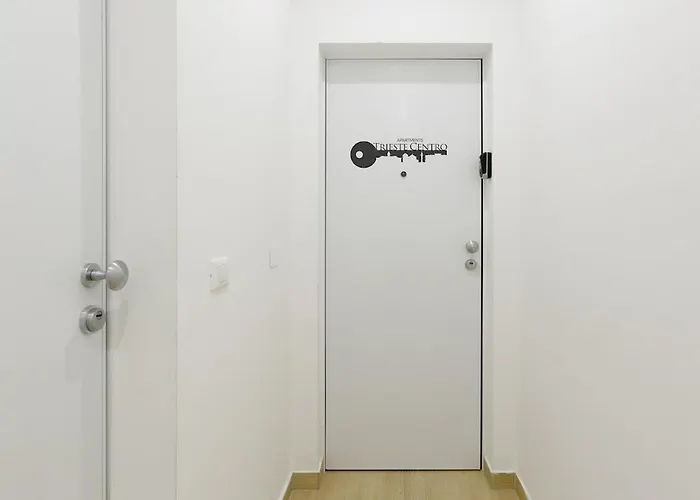 Centro I Flo Apartman *